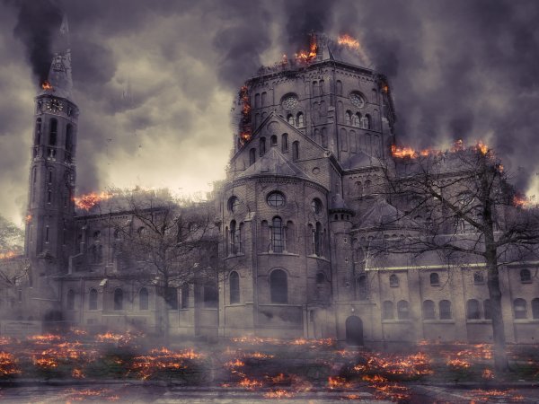 Горящий замок