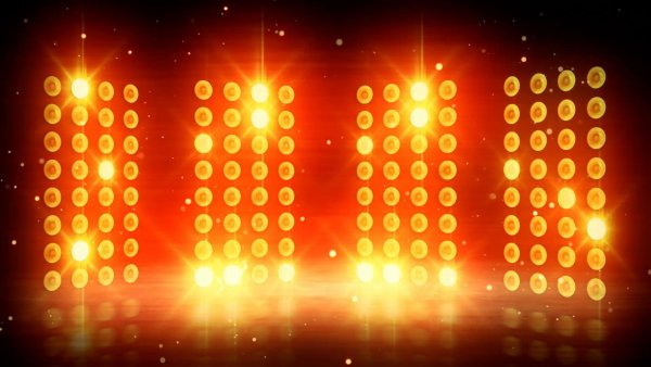 Освещенная сцена