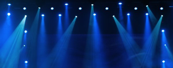 Прожектор для сцены