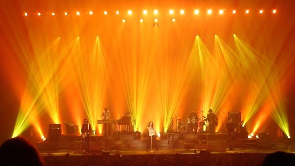 Прожектор для сцены