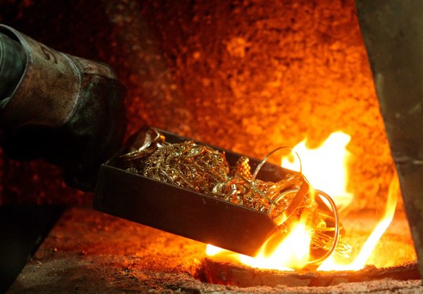 Выплавка металла