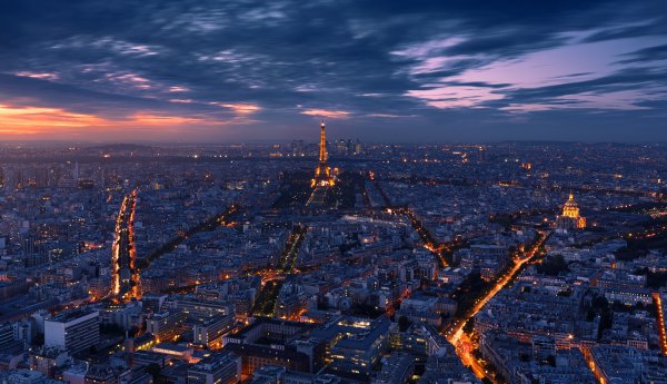 Ночные улицы Парижа Эйфелева башня