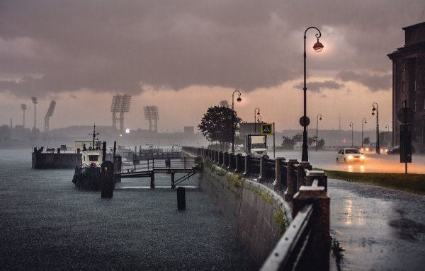 Дождливые Набережные