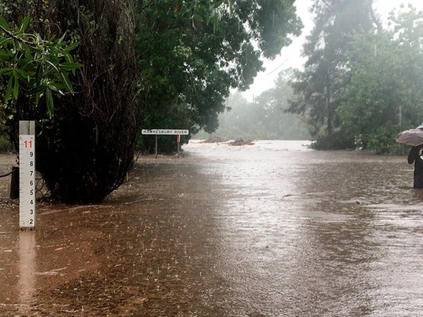 Ливень столетия в Австралии