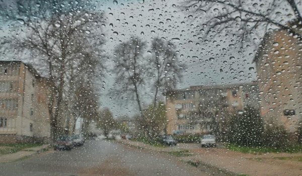 В нашем городе дождь