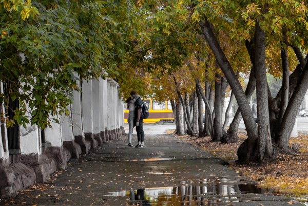 Осенние города в России