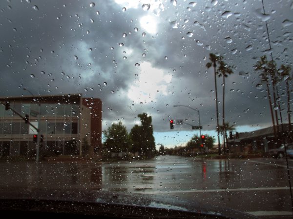 Дождливый город