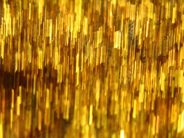 Поток золота