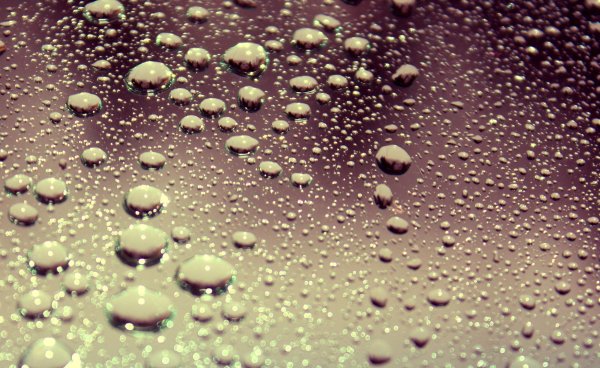 Обои на рабочий стол капли воды