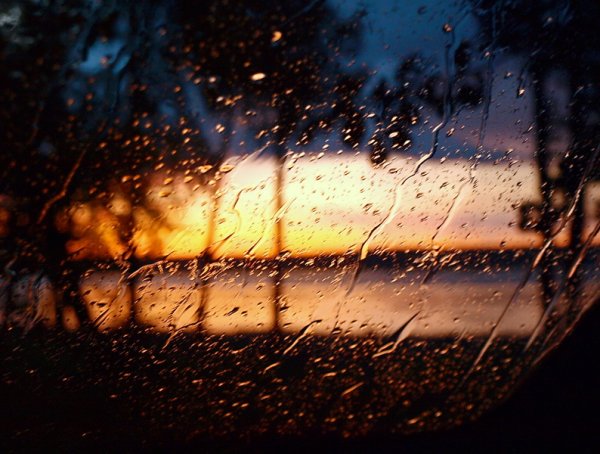 Закат дождь