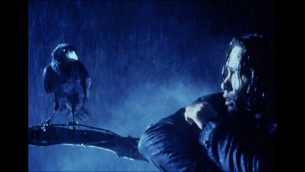 Ворон фильм 1994 под дождем