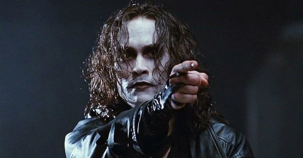 Чад Стахелски в фильме ворон