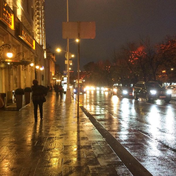 Ночная Москва дождь