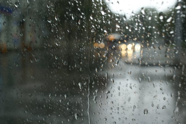 Легкий дождь