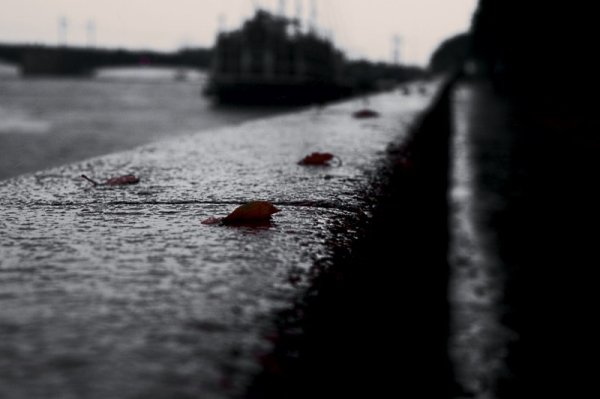 Печальный город