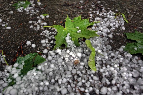 Дождик с градом