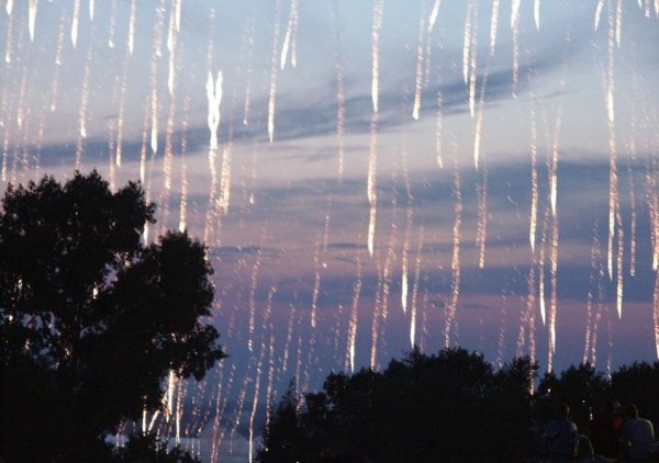 Огненный дождь природное явление