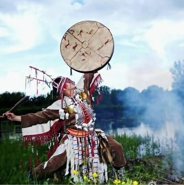 Бубен шамана