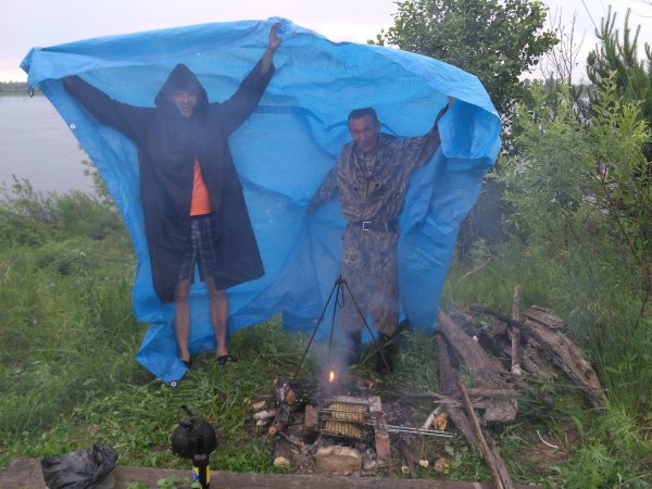 Шашлык под дождем