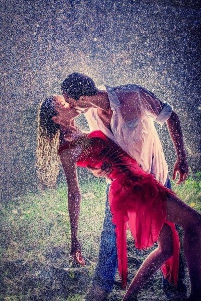 Танцы под дождем