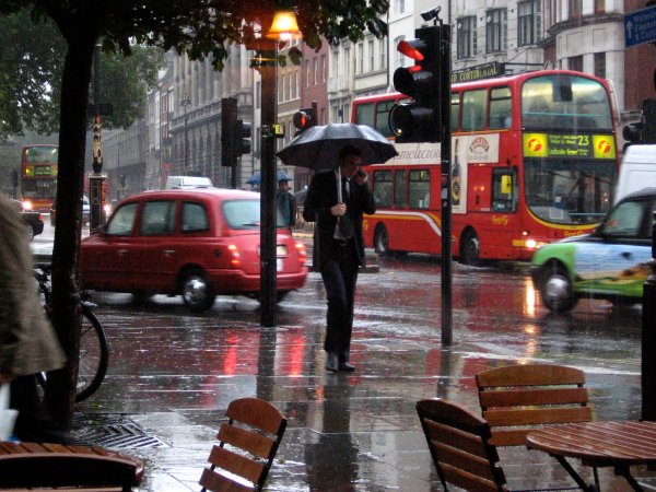 Великобритания дождь