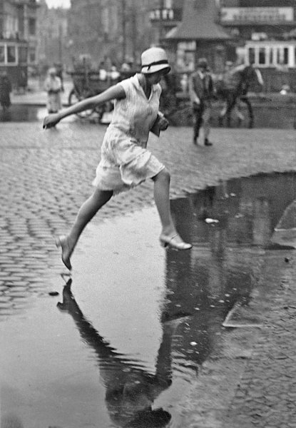 Анри Картье Брессон прыжок