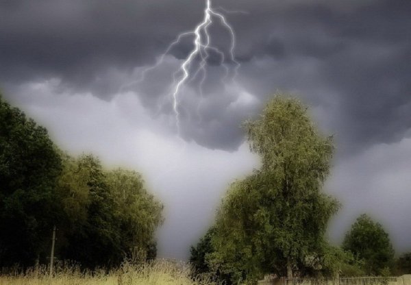 Гроза и ветер