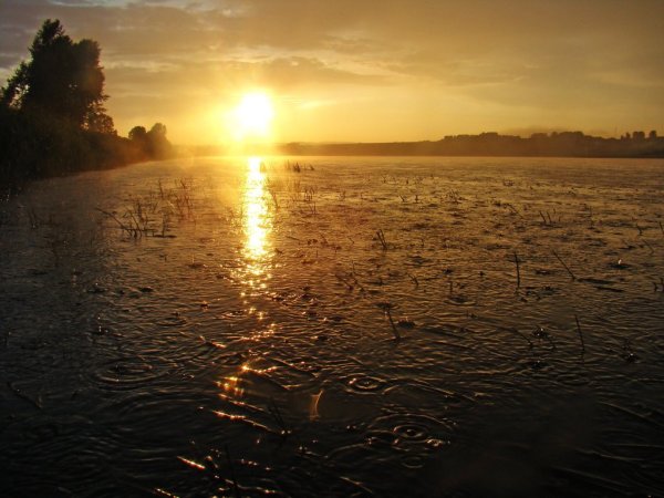 Рассвет после дождя