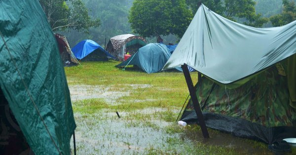 Дождь палатка