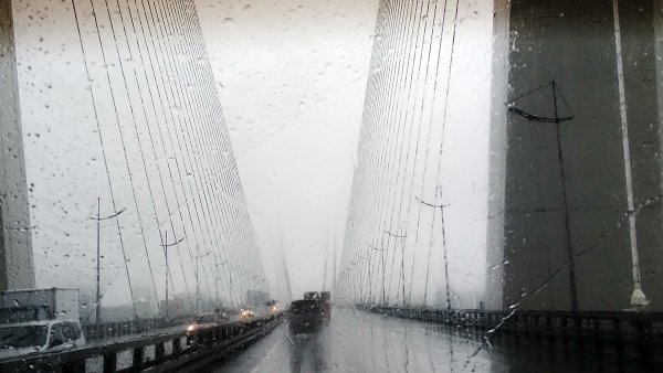 Сильный дождь