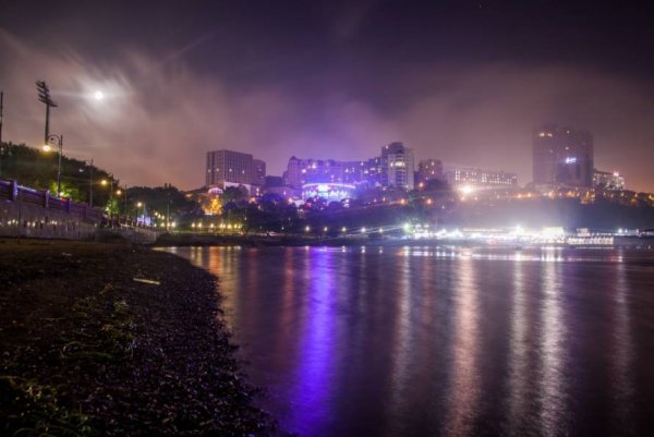 Набережная Владивосток ночью