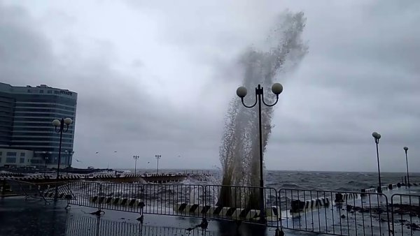Владивосток шторм
