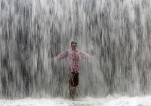 Очень сильный дождь