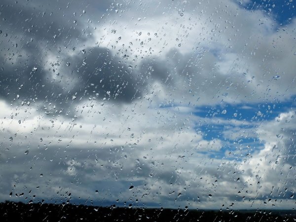 Туча с дождем