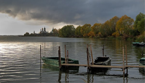 Озеро Неро осенью