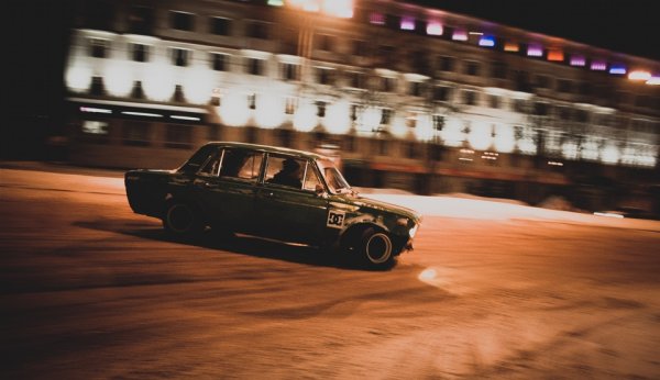 ВАЗ 2106 дрифт ночью
