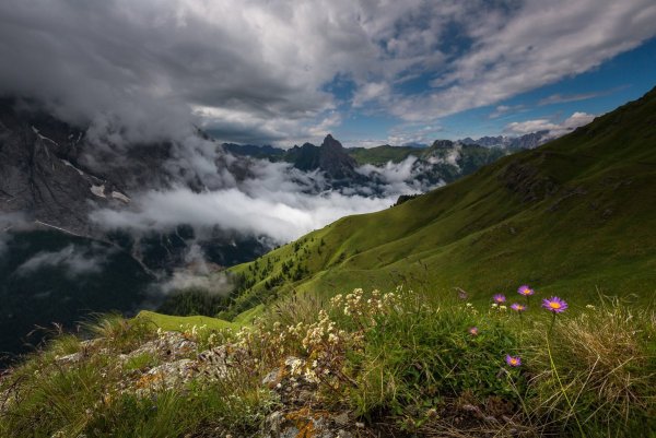 Горы после дождя