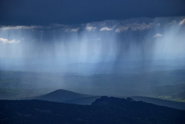 Дождь в горах