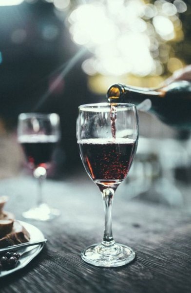 Вино на веранде