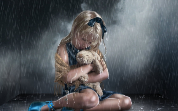 Девочка под дождем