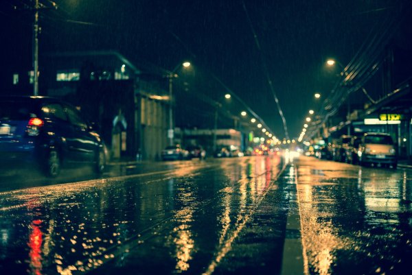 Ливень ночью
