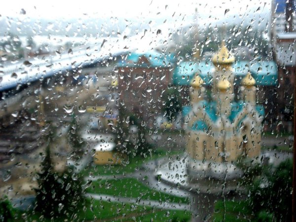 Храм лето дождь
