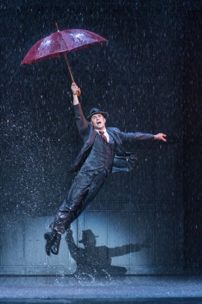 Singin in the Rain мюзикл