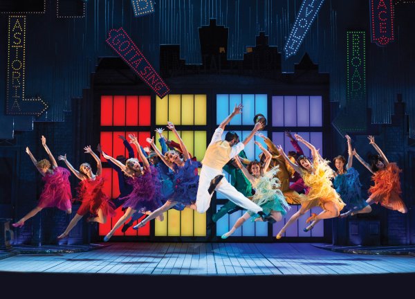 Мюзикл Поющие под дождем