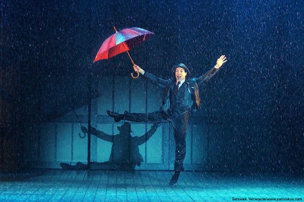 Танцующие под дождем мюзикл