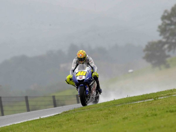 Езда на мотоцикле в дождь