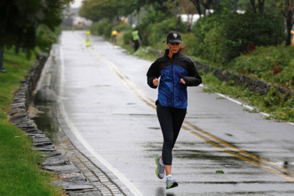 Кристи Тарлингтон на пробежке