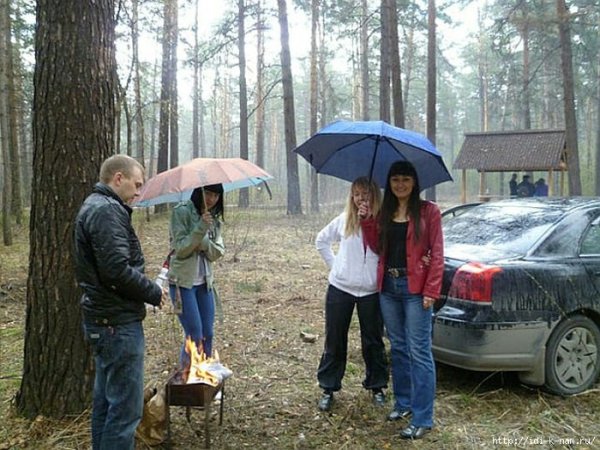 Шашлык под дождем