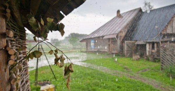 Деревня дождь лето