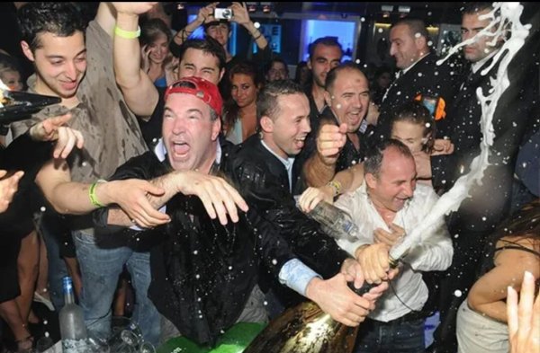 Пьянка компании